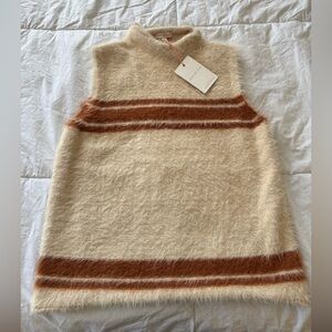 NWT Skies Are Blue Cream and Brown Sleeveless Turtleneck Sweater Small